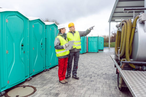 Best Portable Restroom Servicing (Cleaning and Restocking)  in Rosenberg, TX